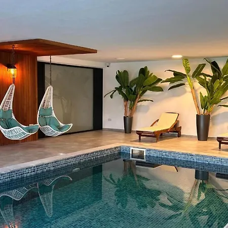 Mykonos Homes 3br Loft With Private Pool * Нікосія