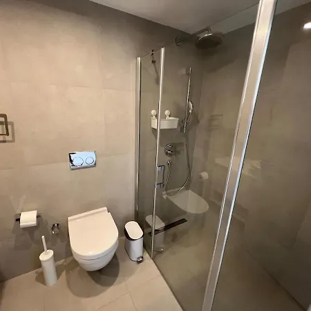 Апартаменти Mykonos Homes 3br Loft With Private Pool Нікосія